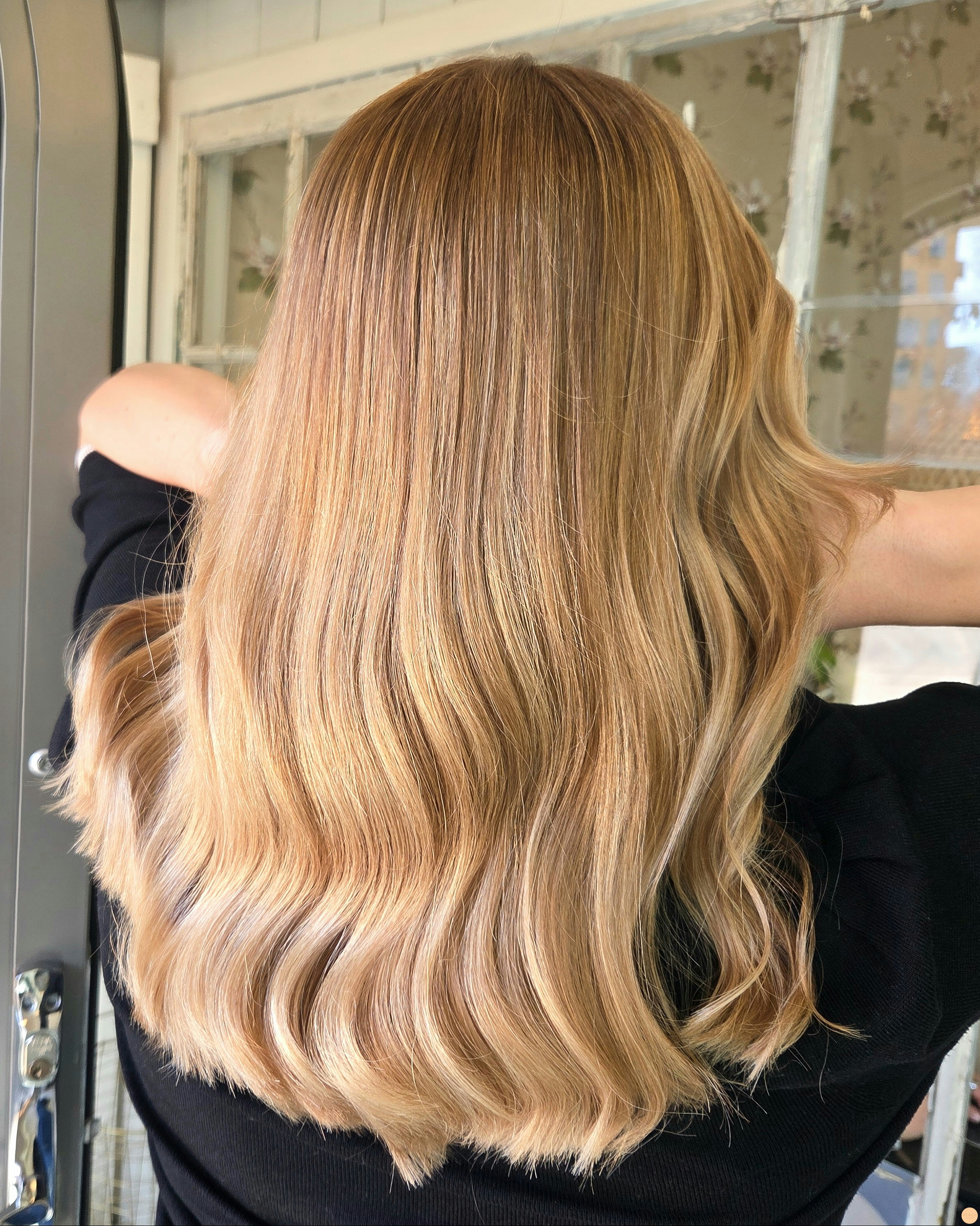 Warm honey hair color ☀️