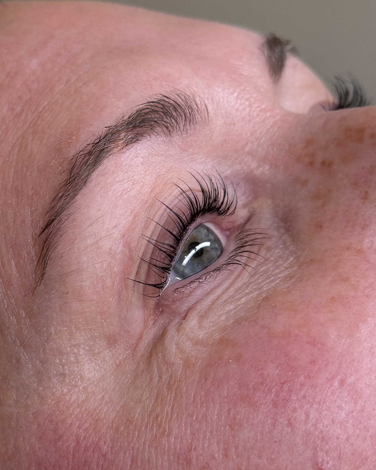 Yumi lashes stockholm