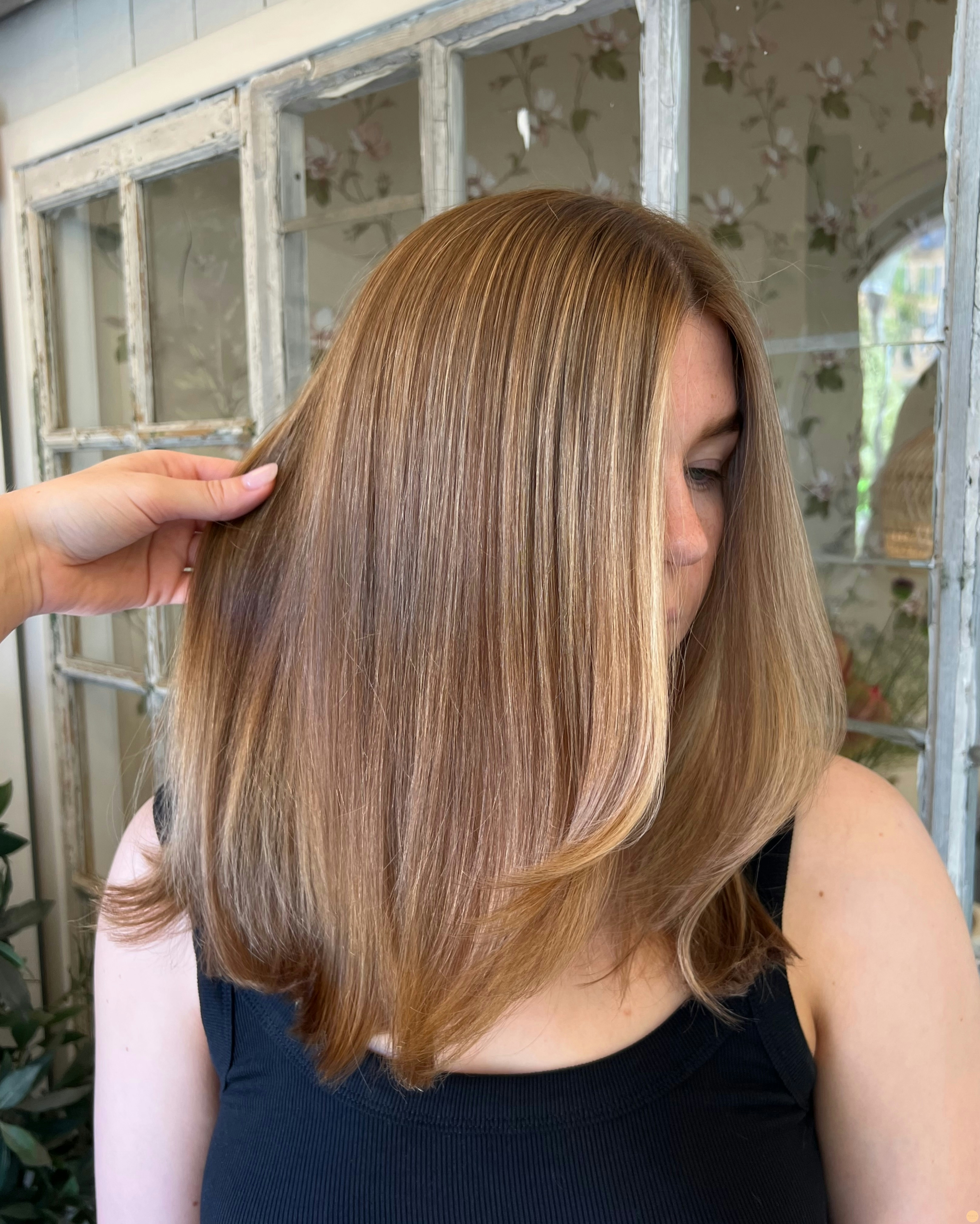 Natural blonde highlights on brown hair🌸💘