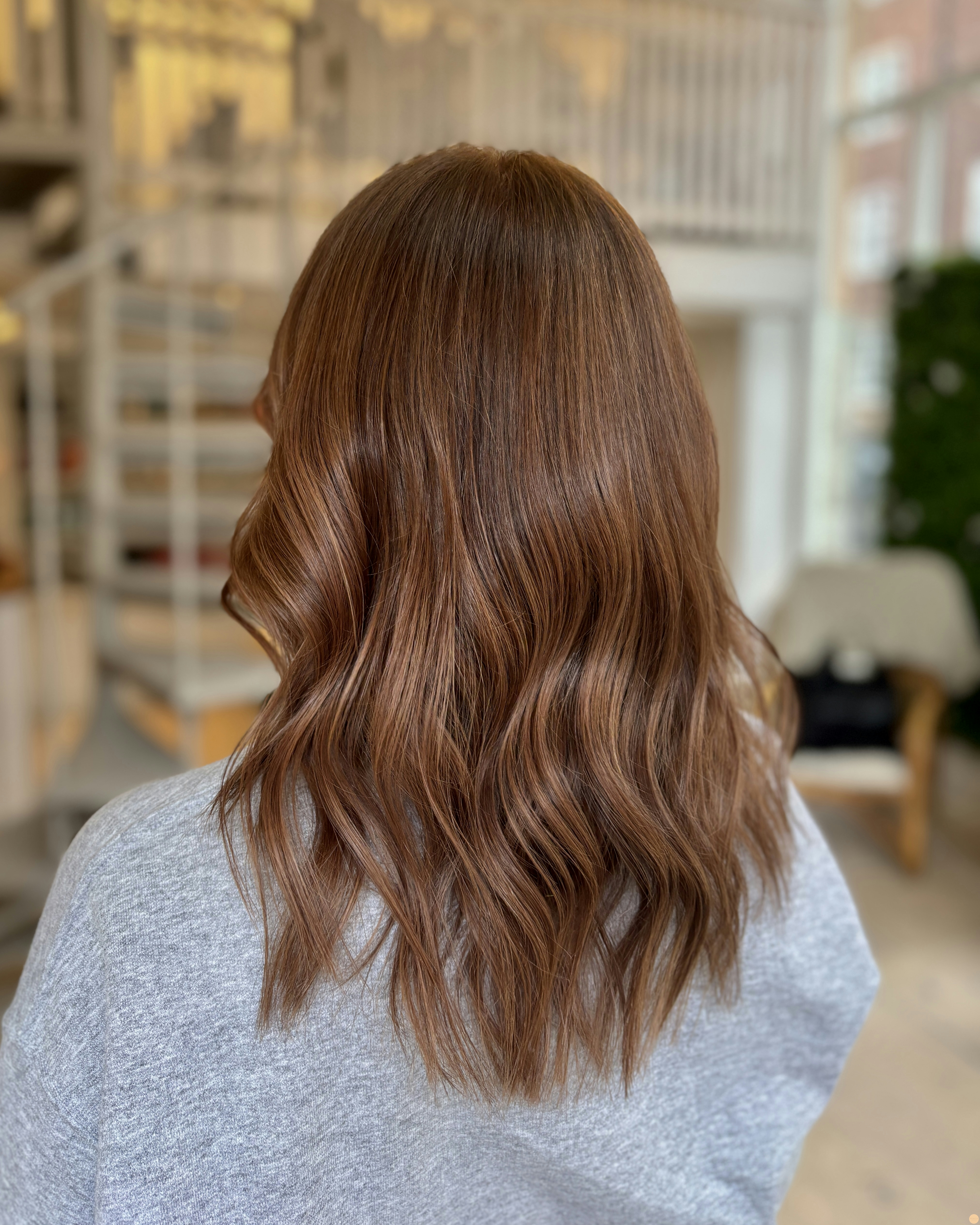 Varm brun röd hårfärg