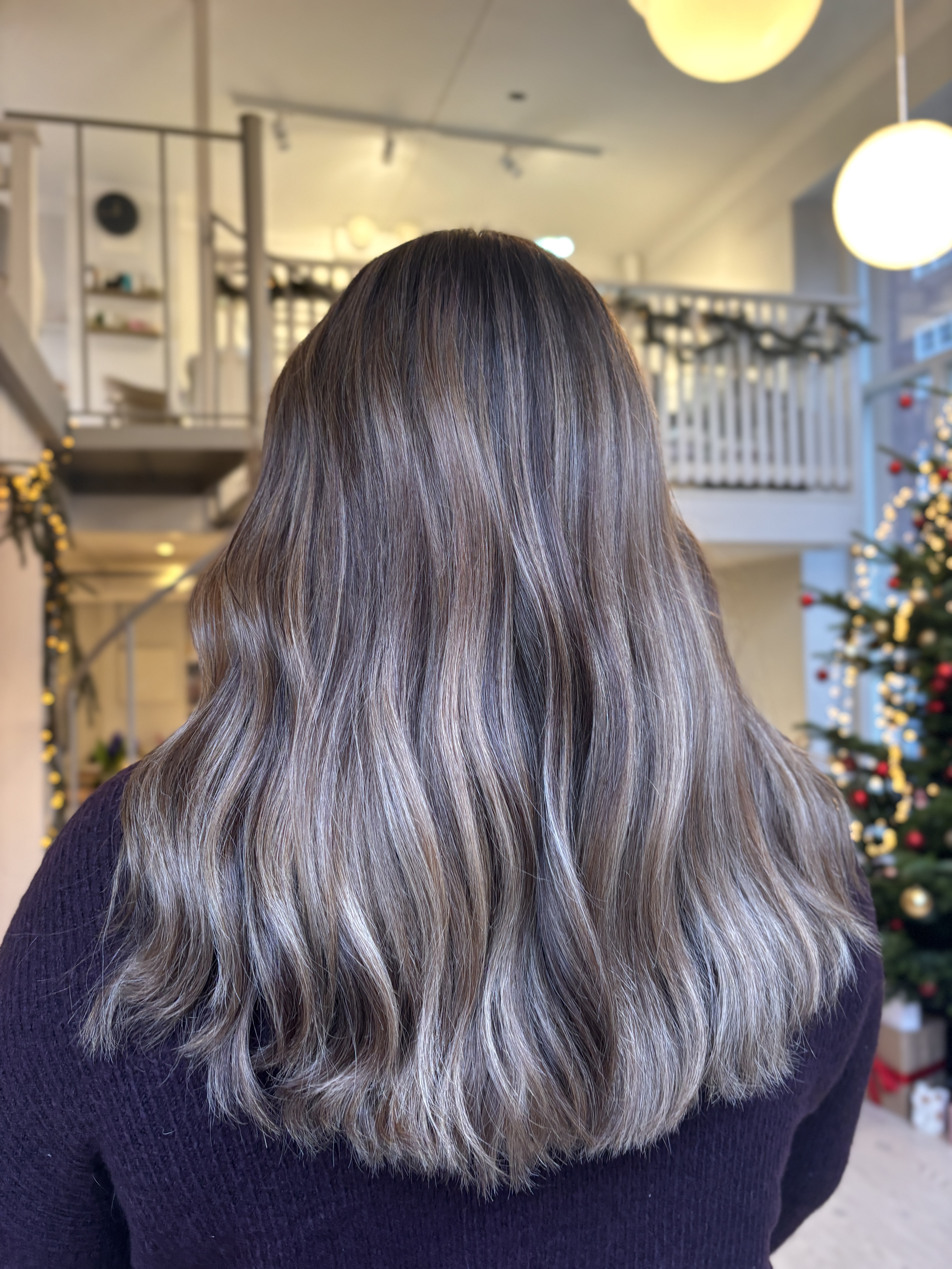 Beige blond hårfärg