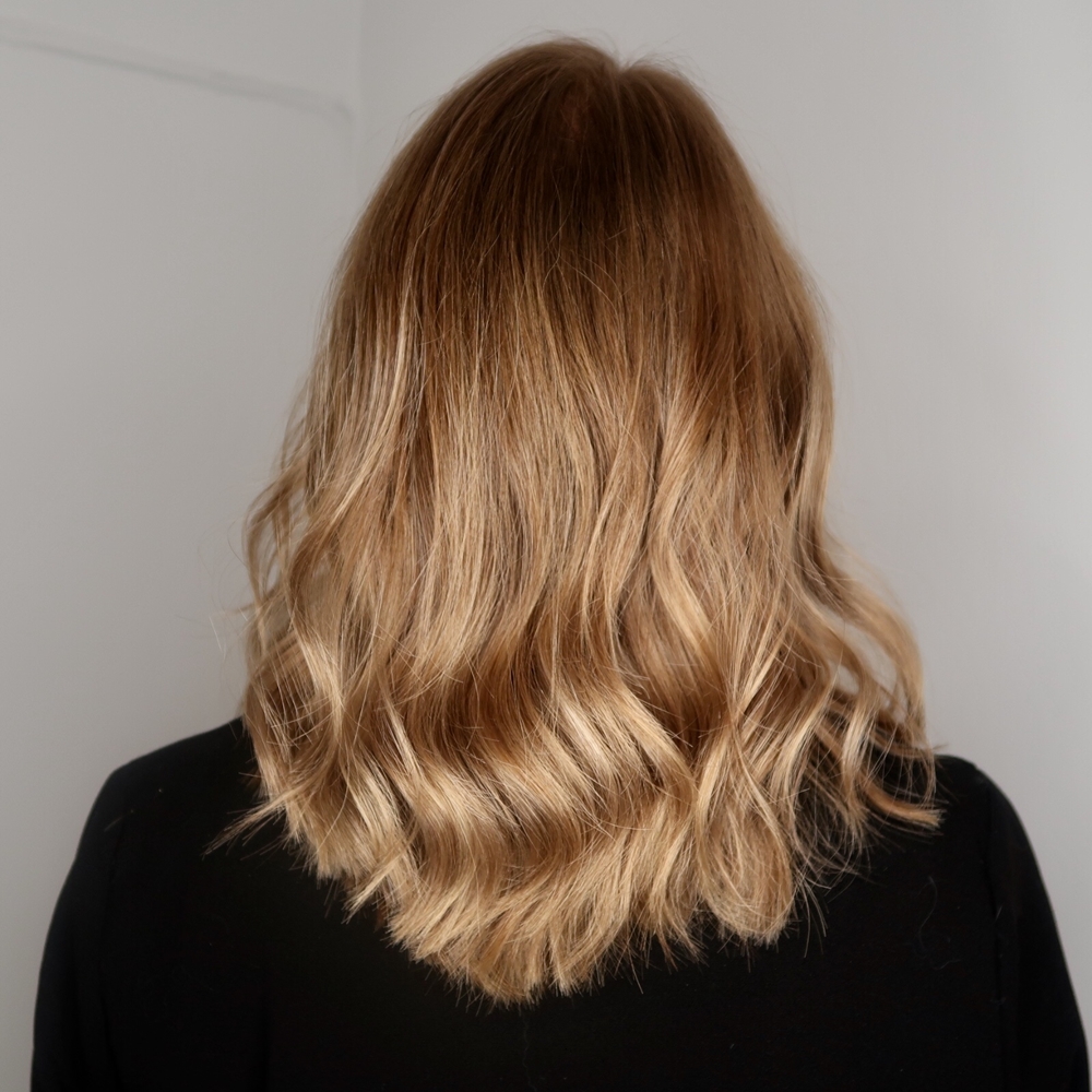 Lowlights i blont hår