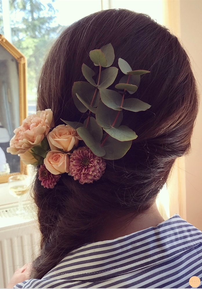 Bröllopsuppsättning - Slarvig fiskbensfläta