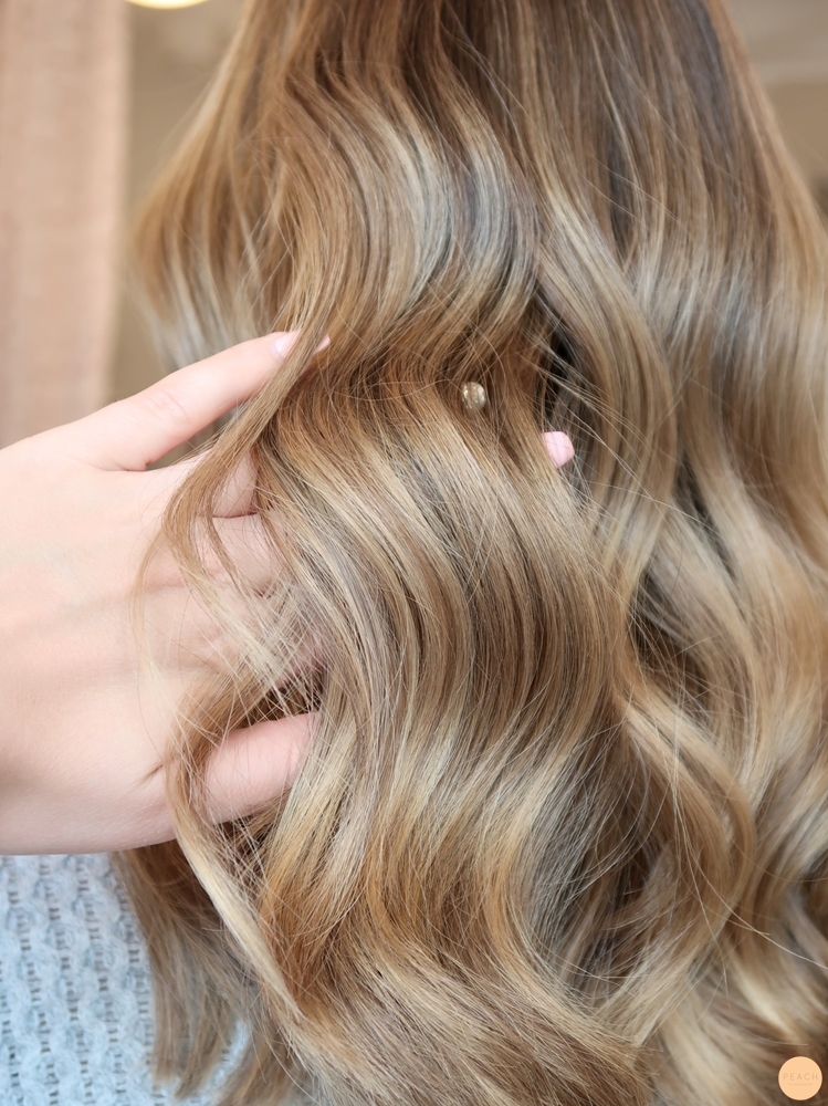 Balayage på mörkt hår