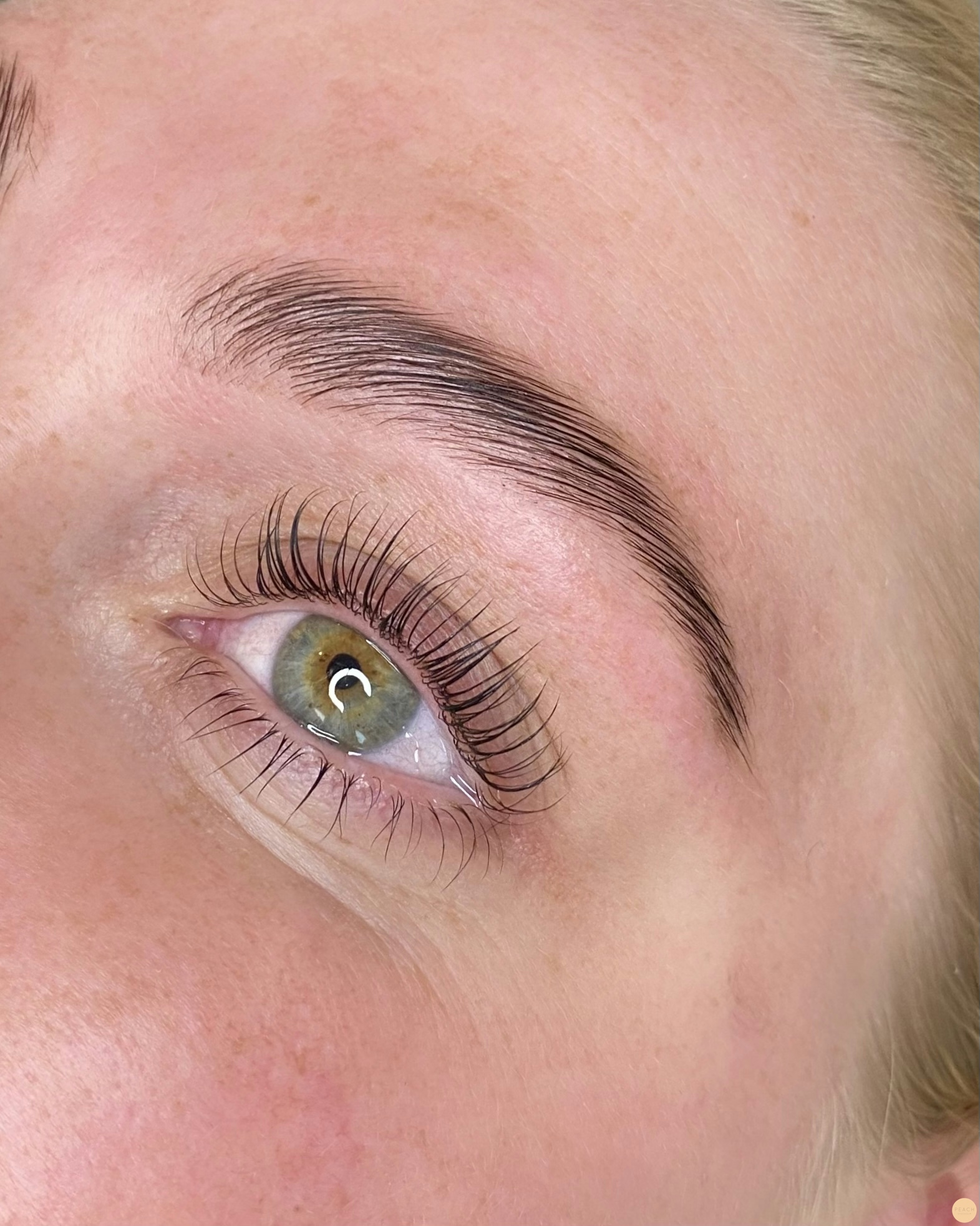 Yumi lashlift över och underfransar