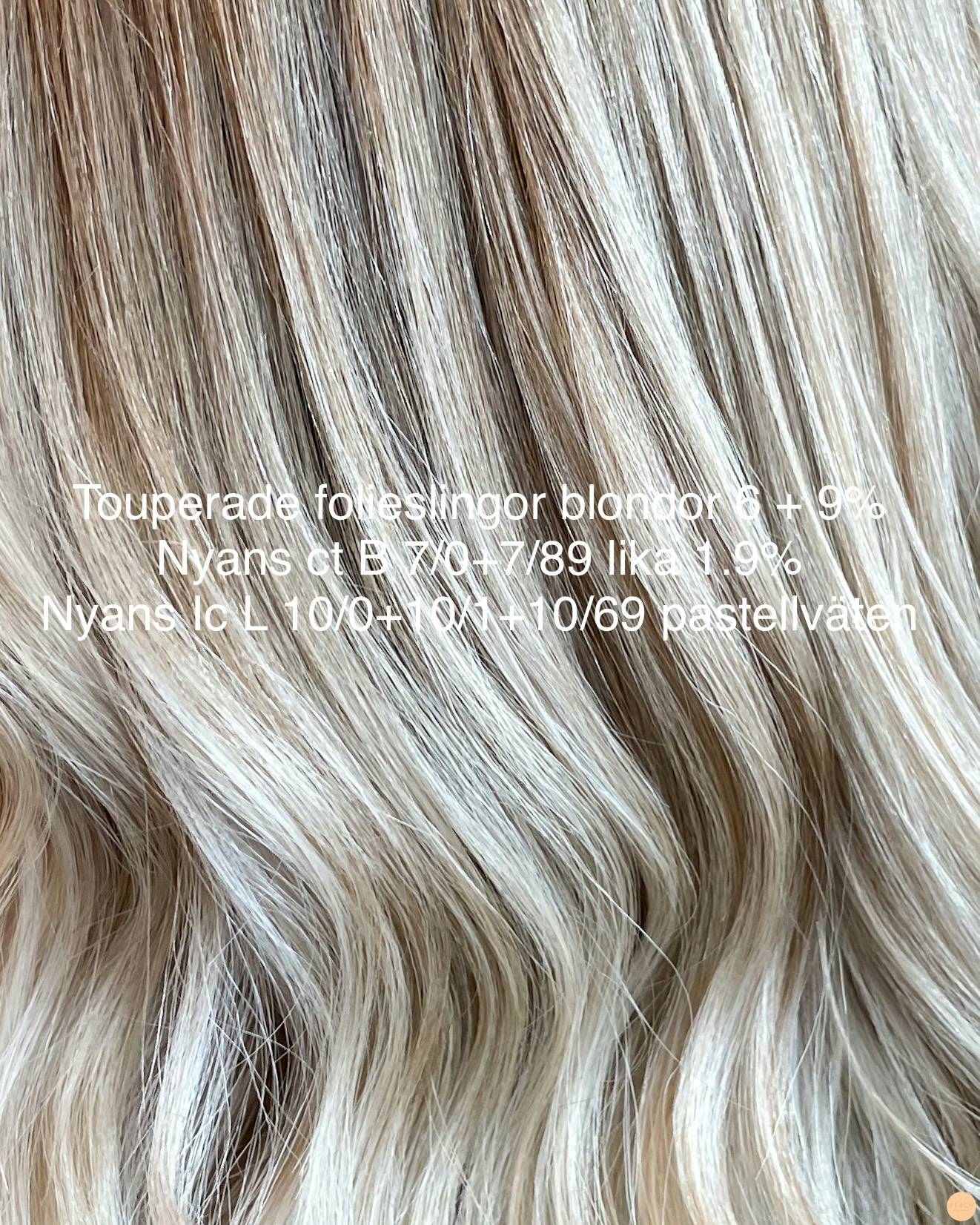 Folieslingor med en sval nyansering