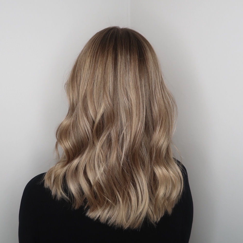 Lowlights i blont hår