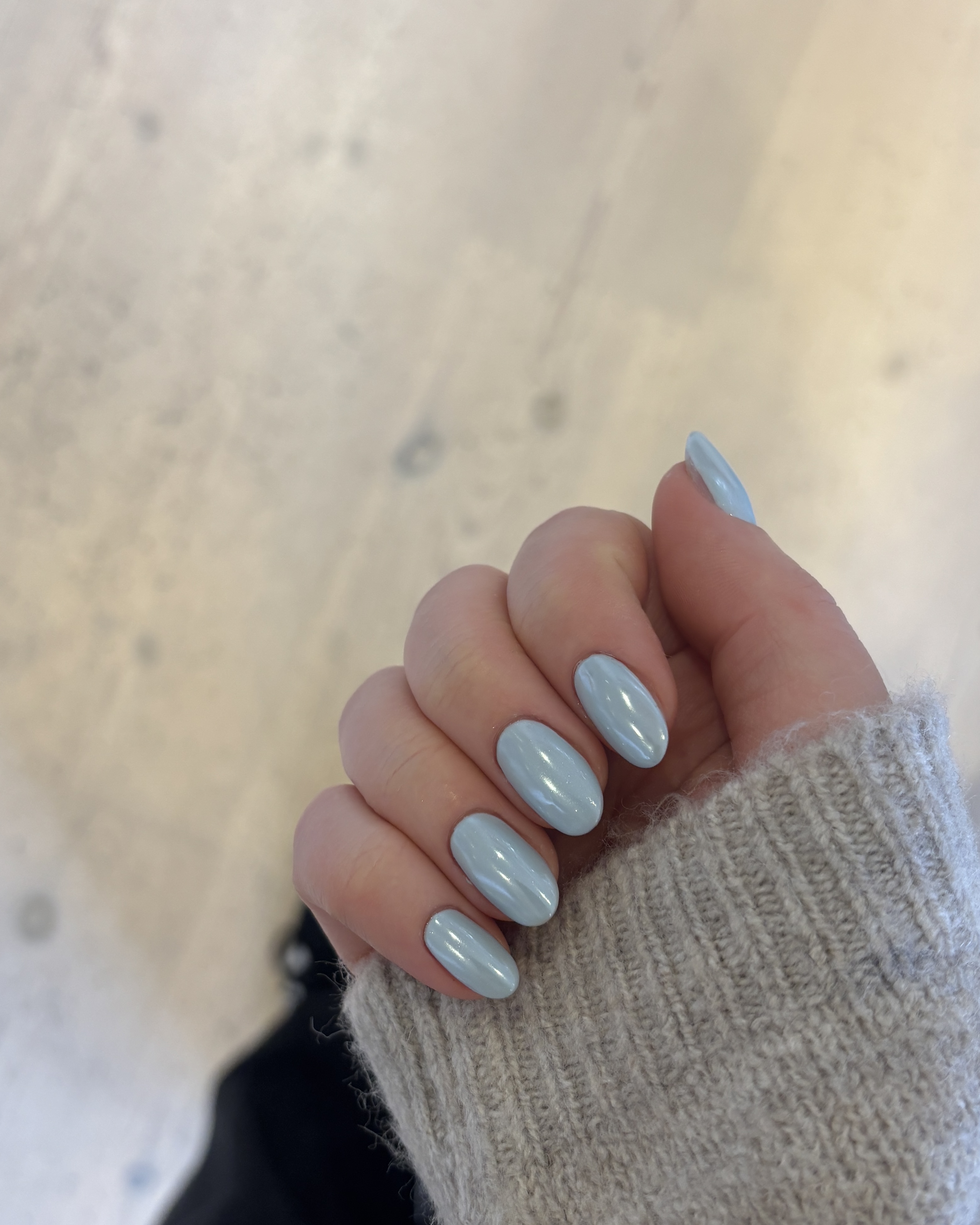 Light blue chrome nails