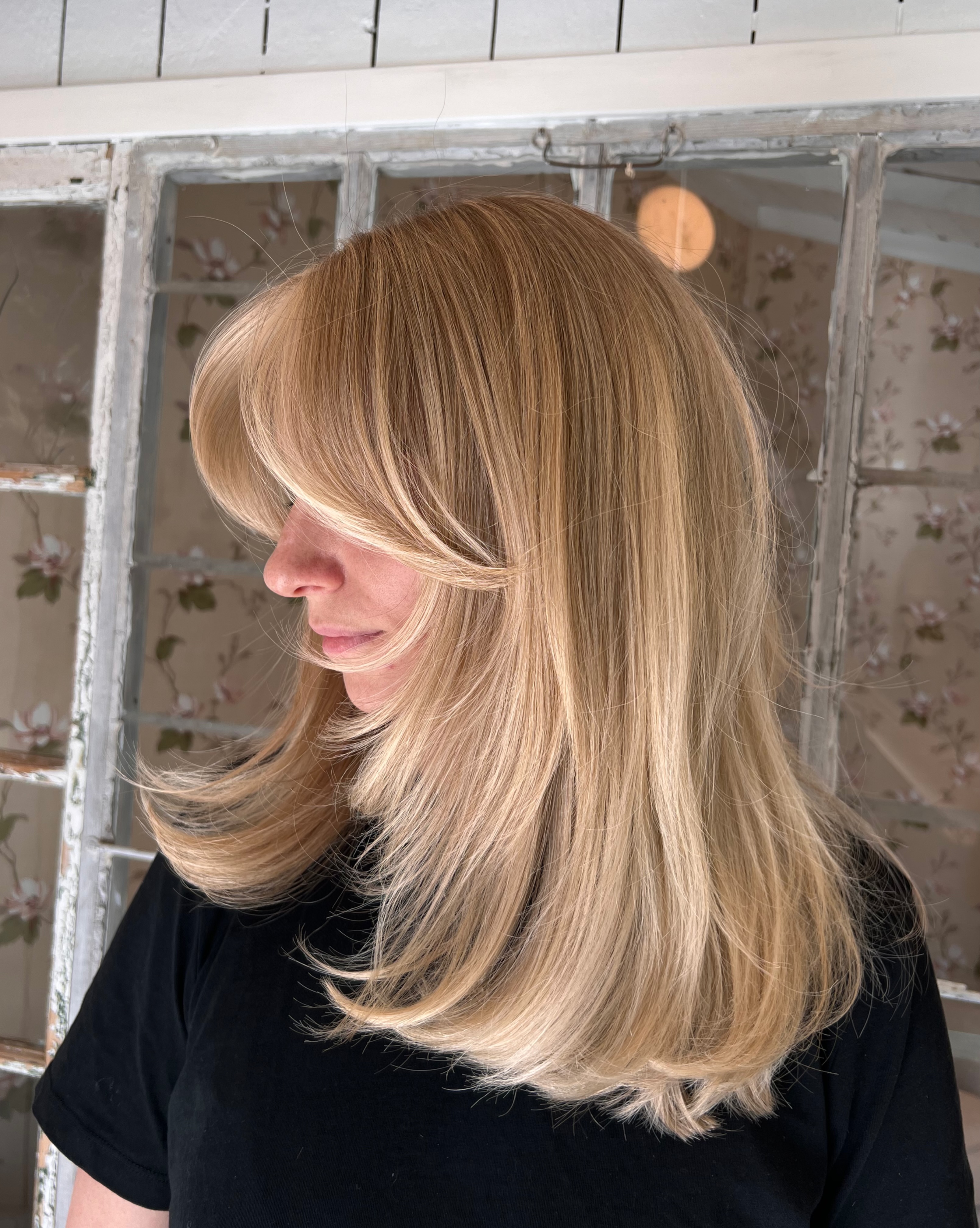 Vanilla blonde hair color 💘