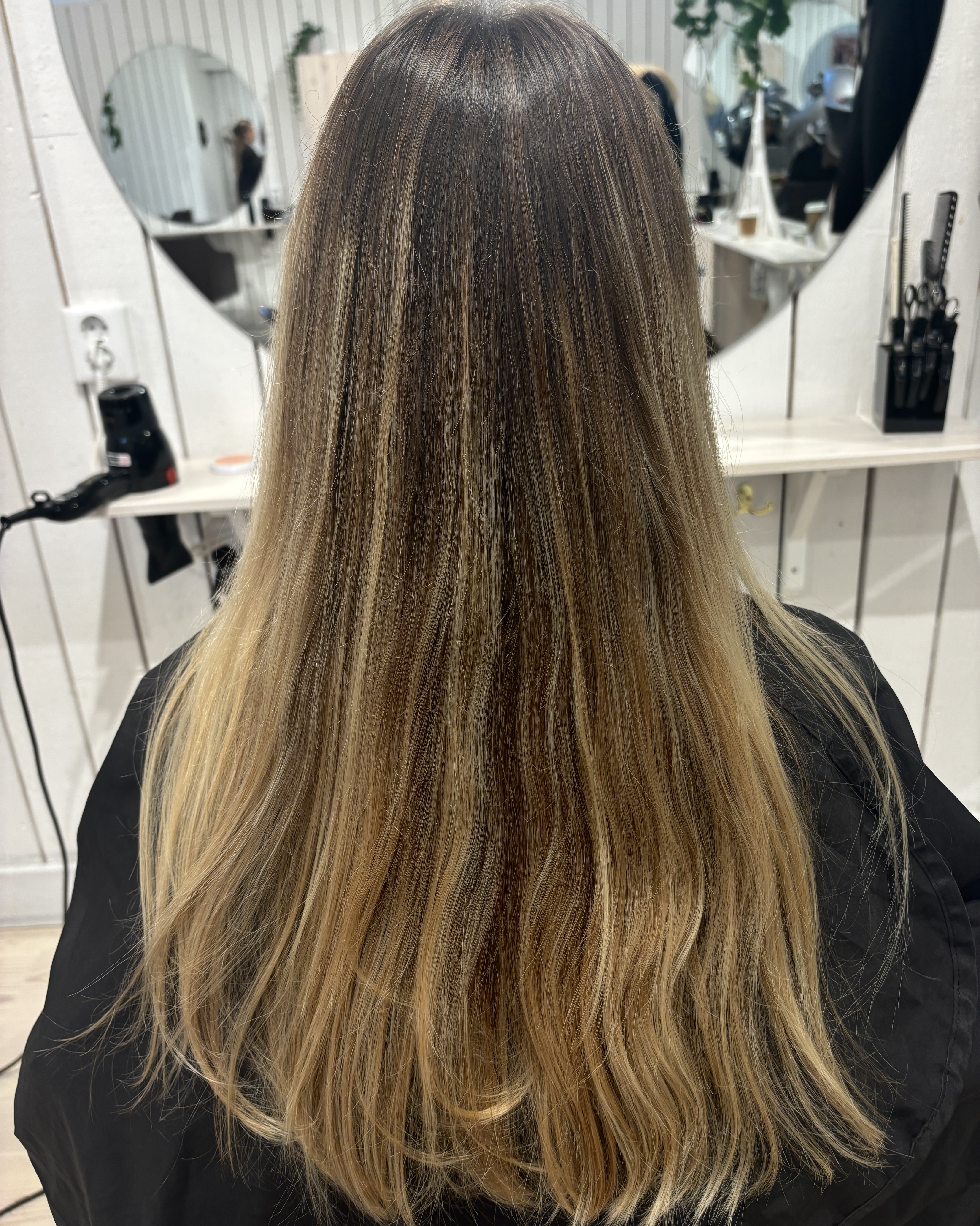 Krämig ljus balayage