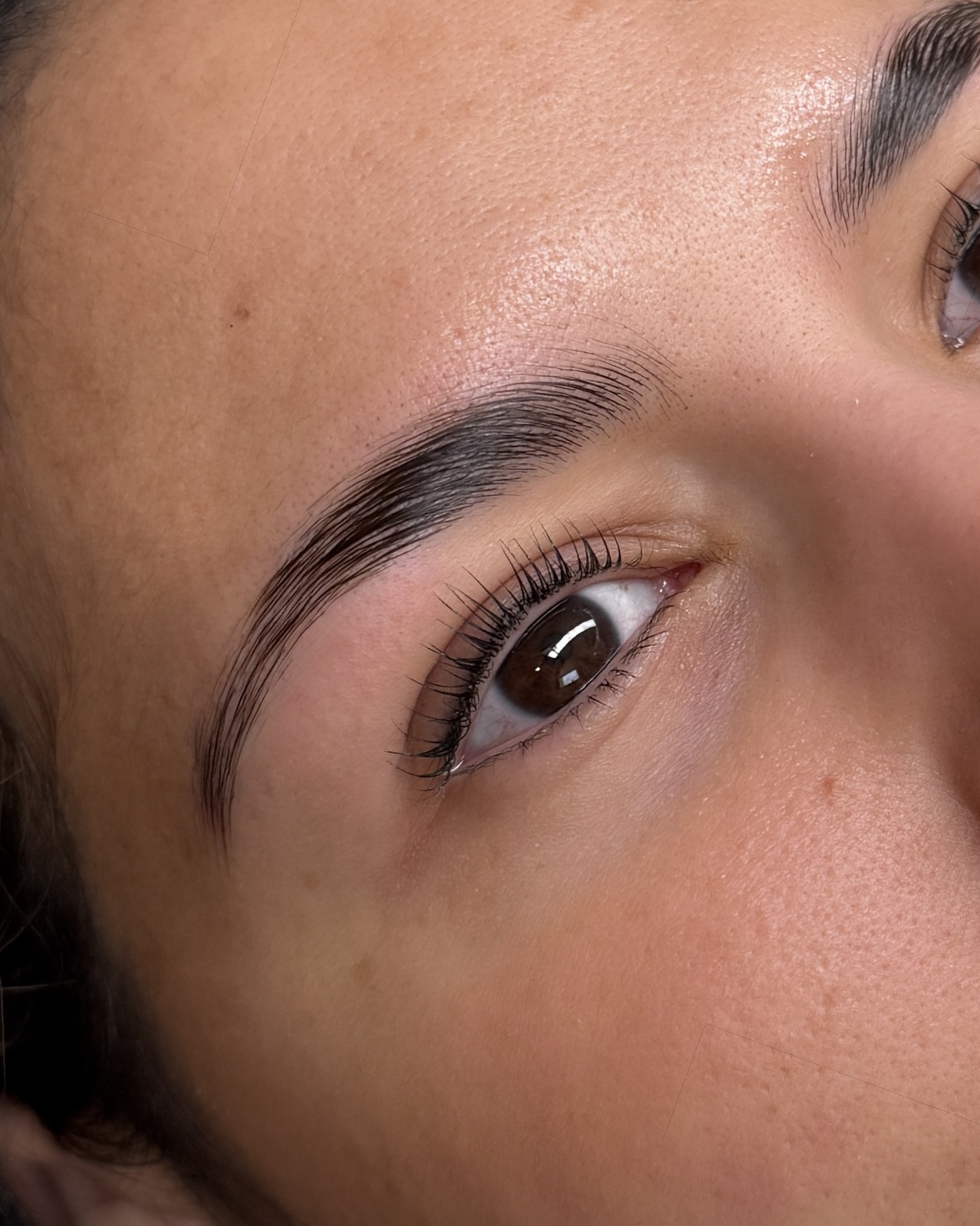 Yumi lashlift & browlift