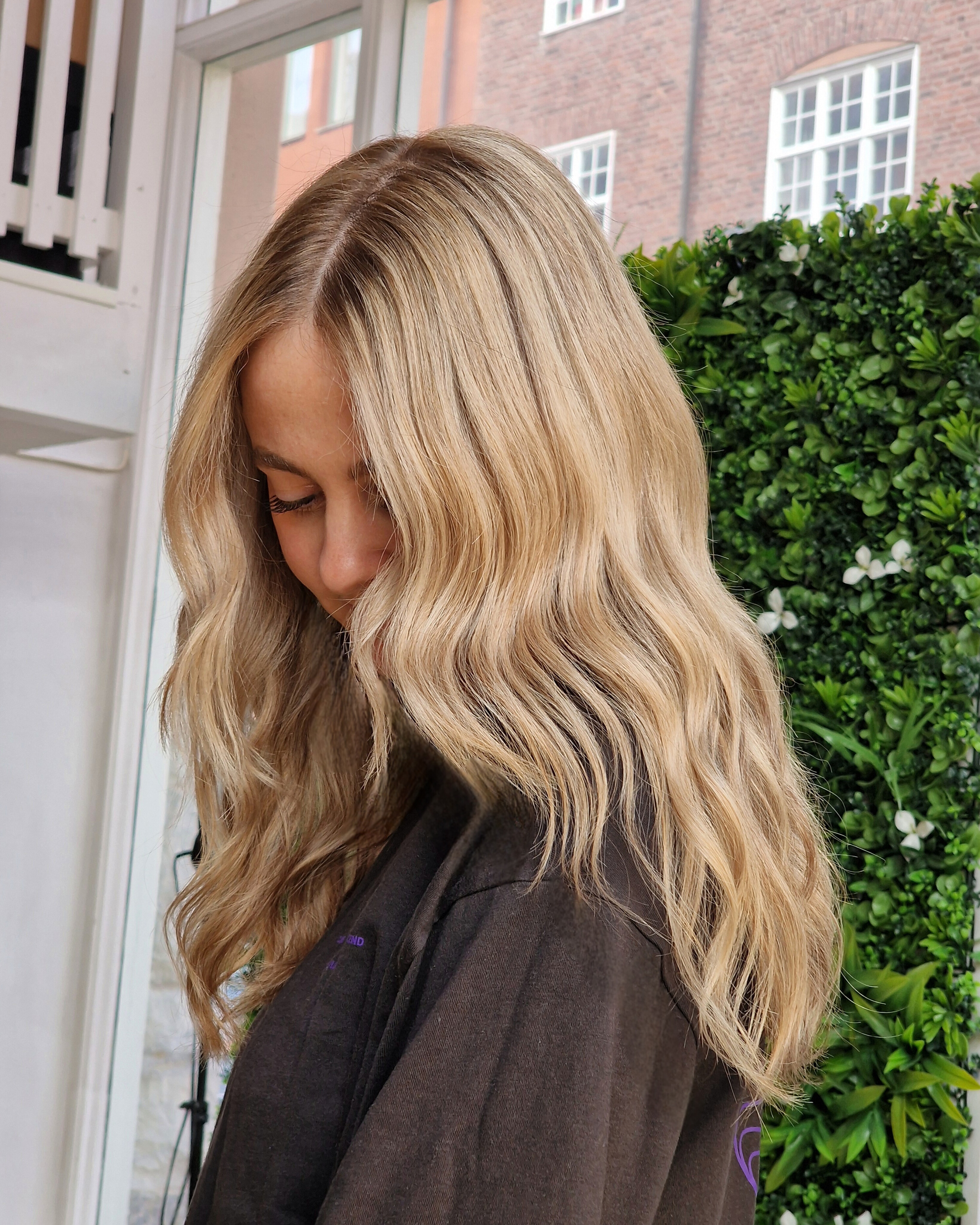 Blonde hair don't care