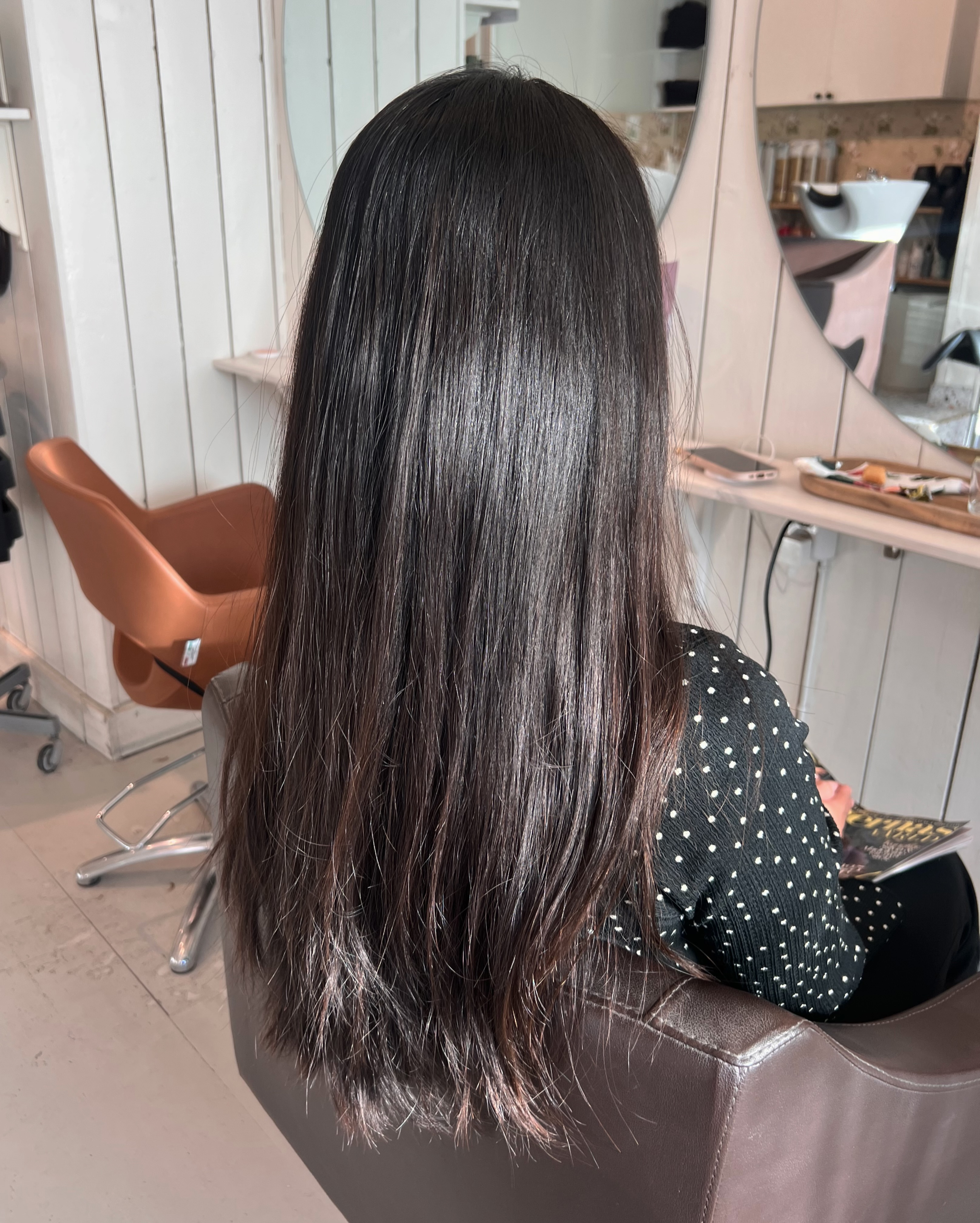 Dark brown hair color 🤎